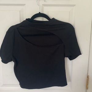 Cut out cropped black t shirt